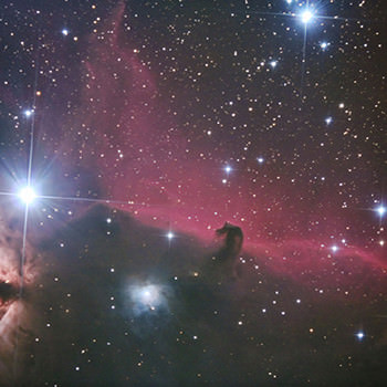 「魅惑の天馬”馬頭星雲”」 會津 正樹 | 撮影使用機材：R200SS鏡筒、SXW赤道儀、SXG-HAL130